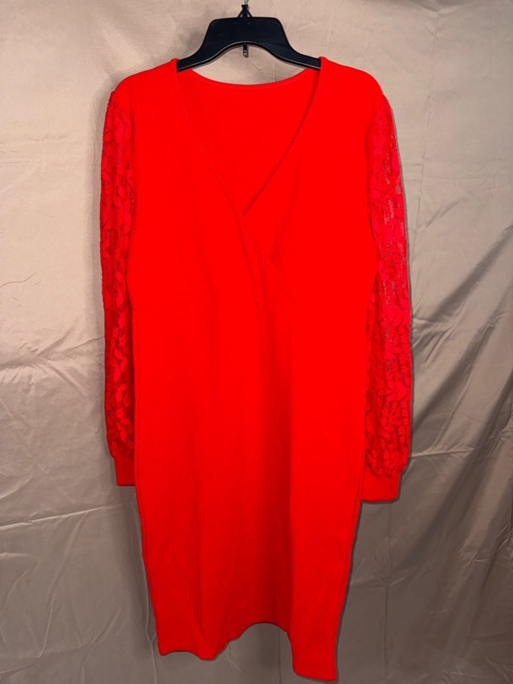 NWOT 2X Red Lace-Sleeve V-Neck Women's Dress with Belt
